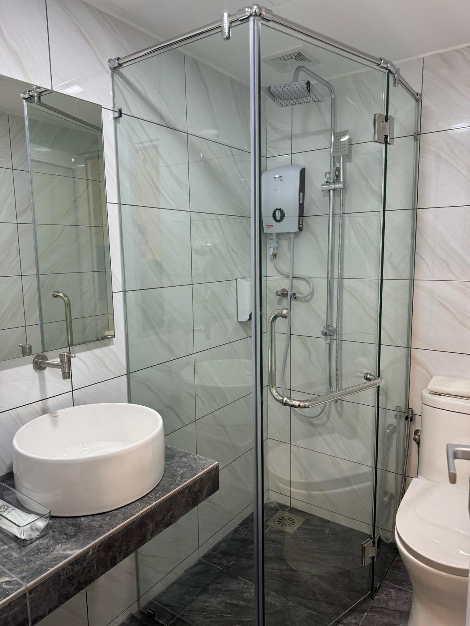 52 The Grace Hotel Muar Exterior photo