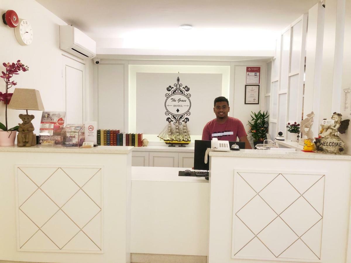 52 The Grace Hotel Muar Exterior photo