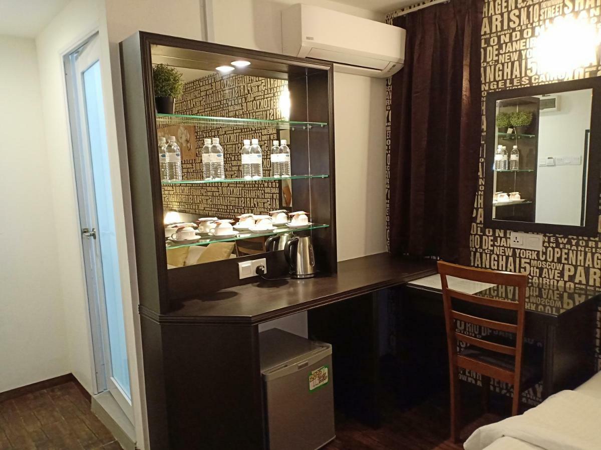 52 The Grace Hotel Muar Exterior photo